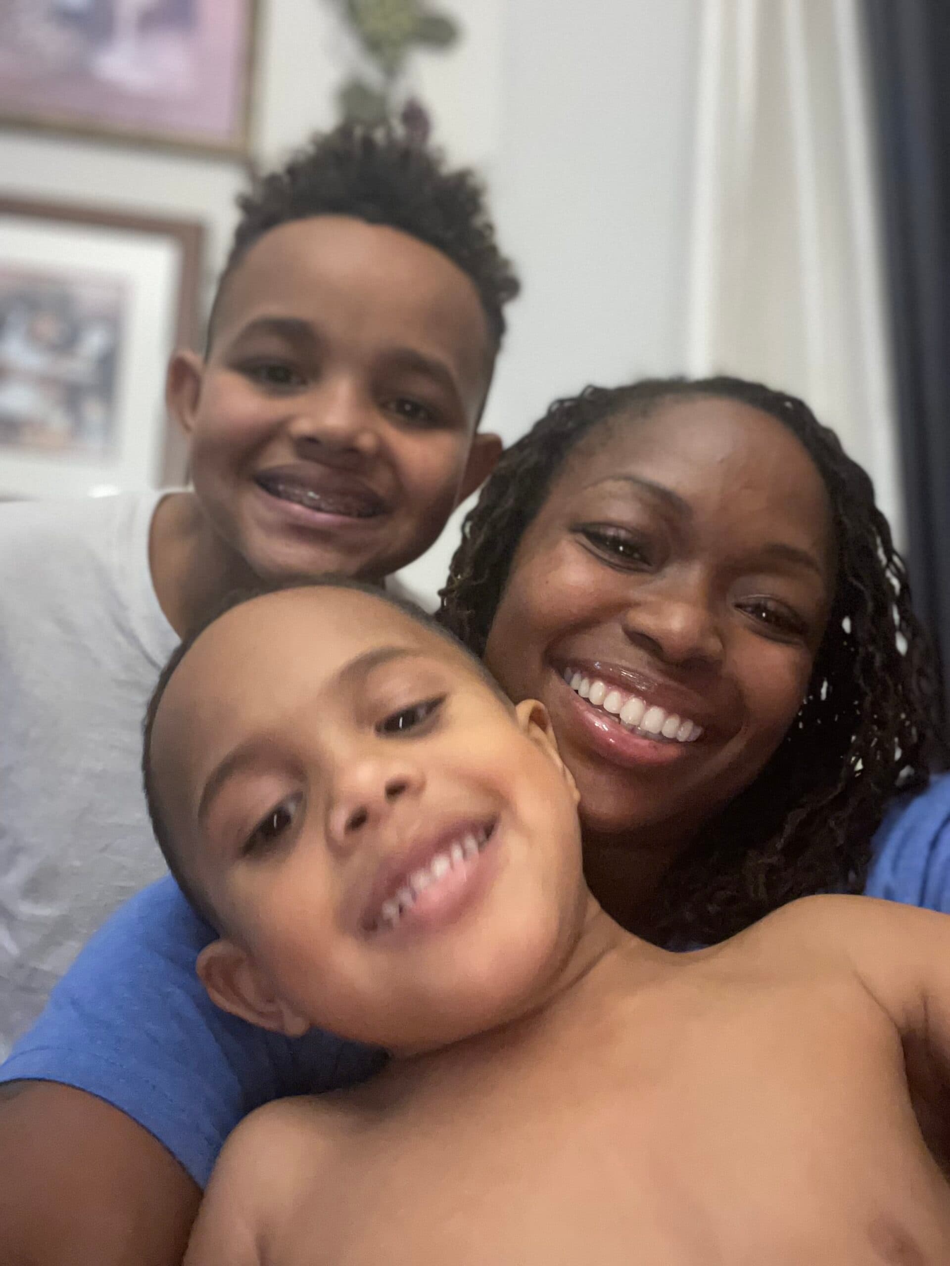 Help Ebony have a child, photo 1 of 1