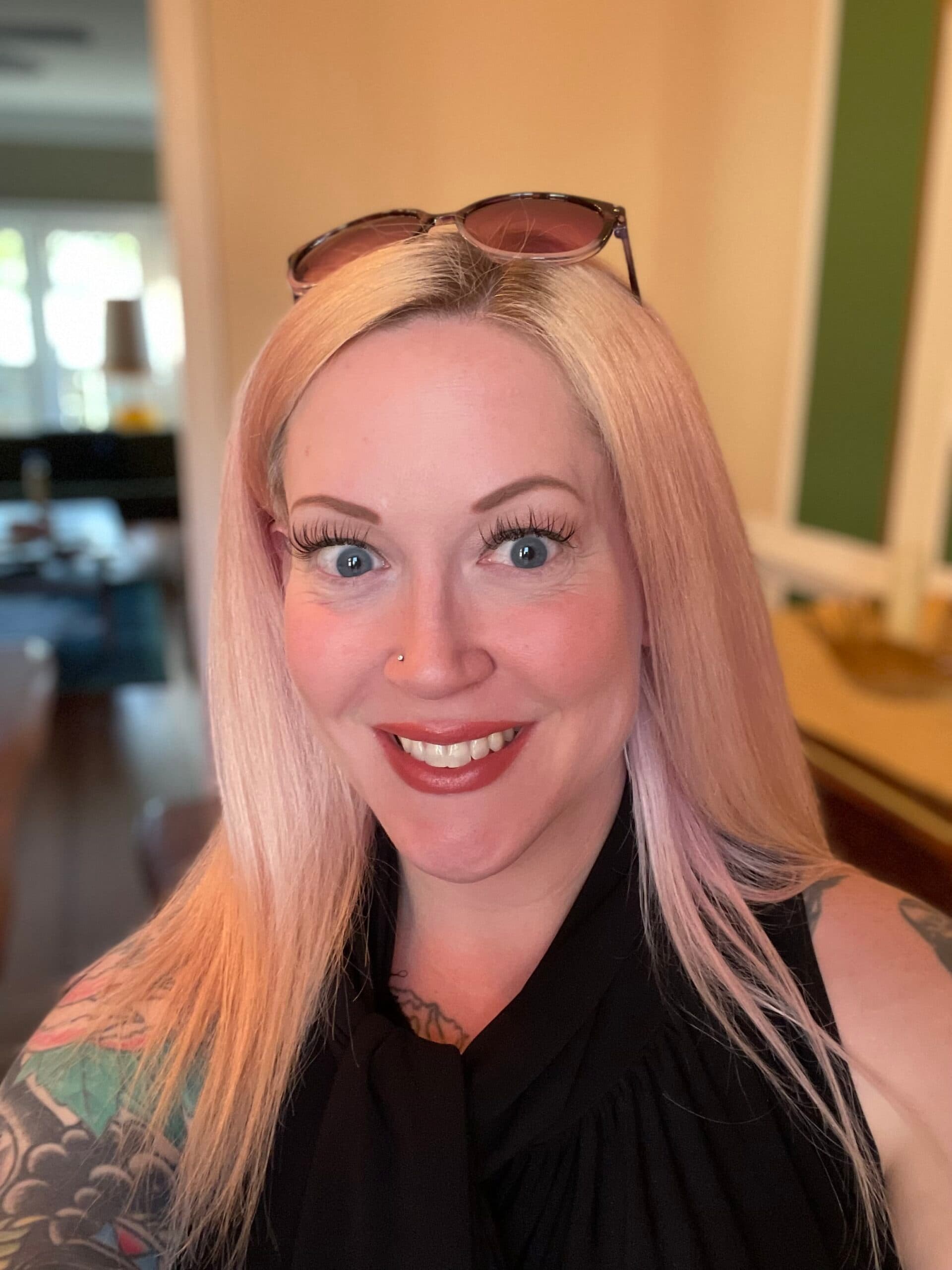 Help stepmom Caitlin, complete her perfect family, photo 1 of 1