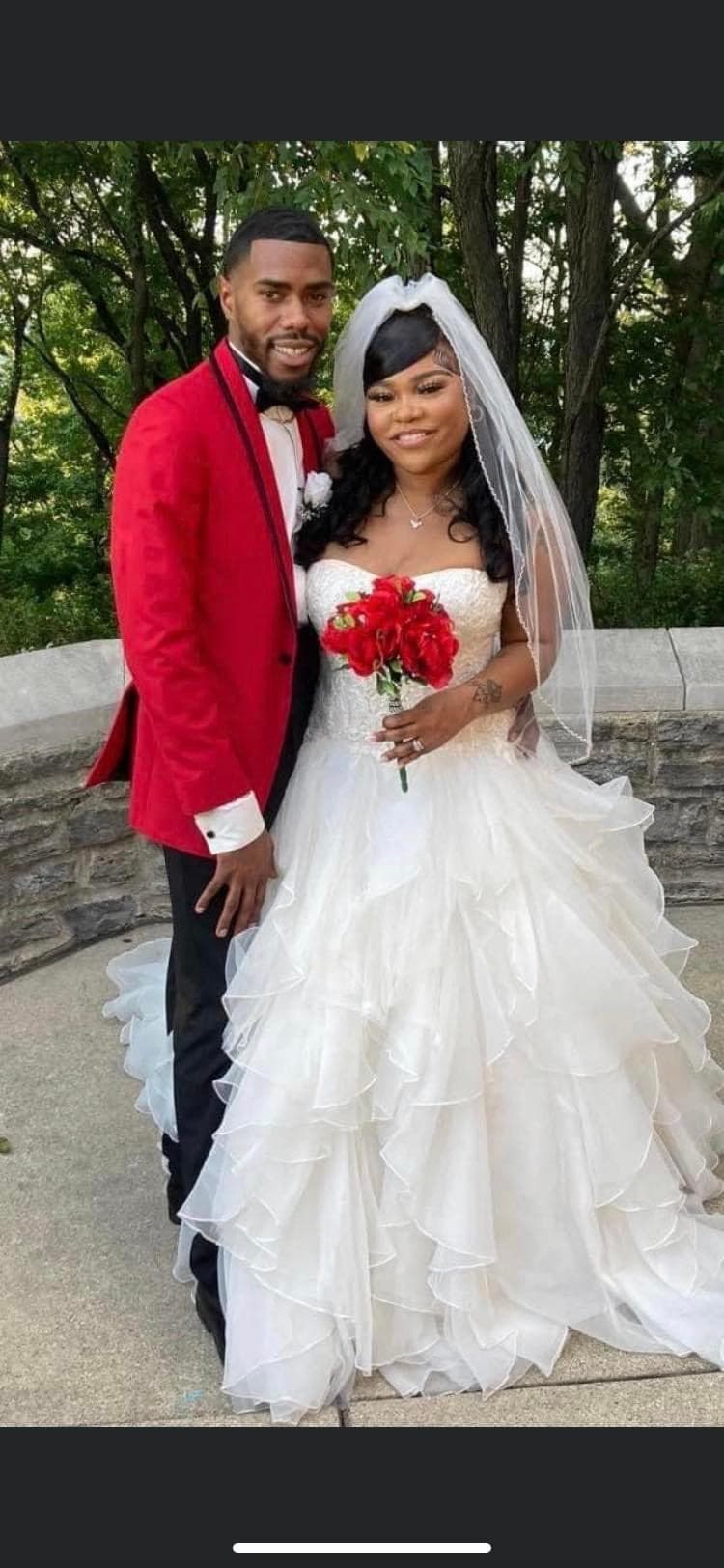Tiana & John, photo 1 of 1