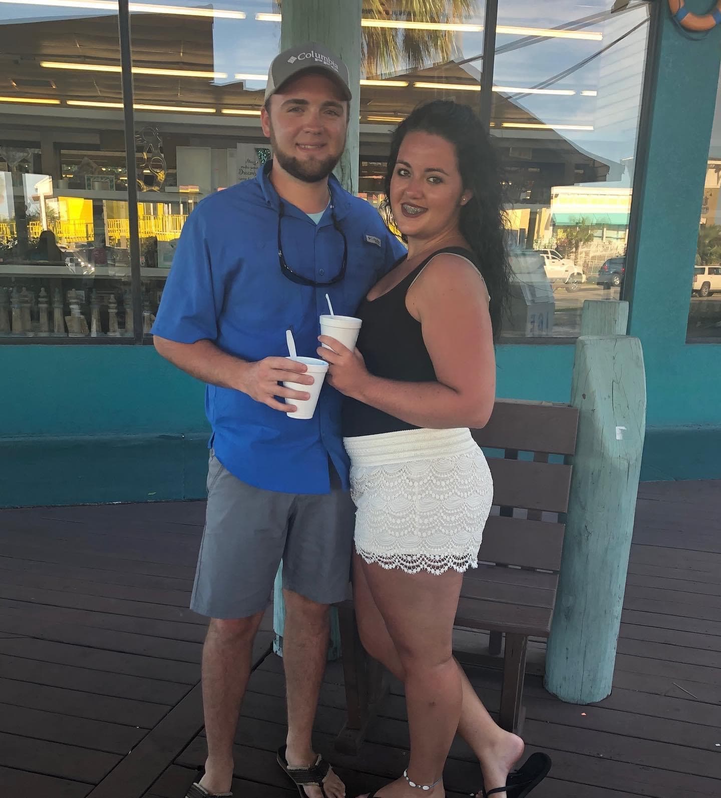 Help Victoria and Mason have their miracle baby, photo 1 of 3
